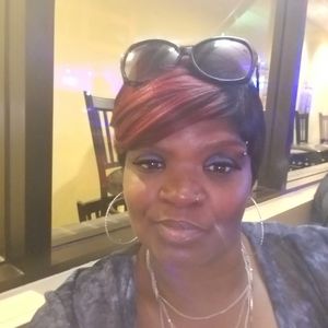 Meet your Posher, Janayia